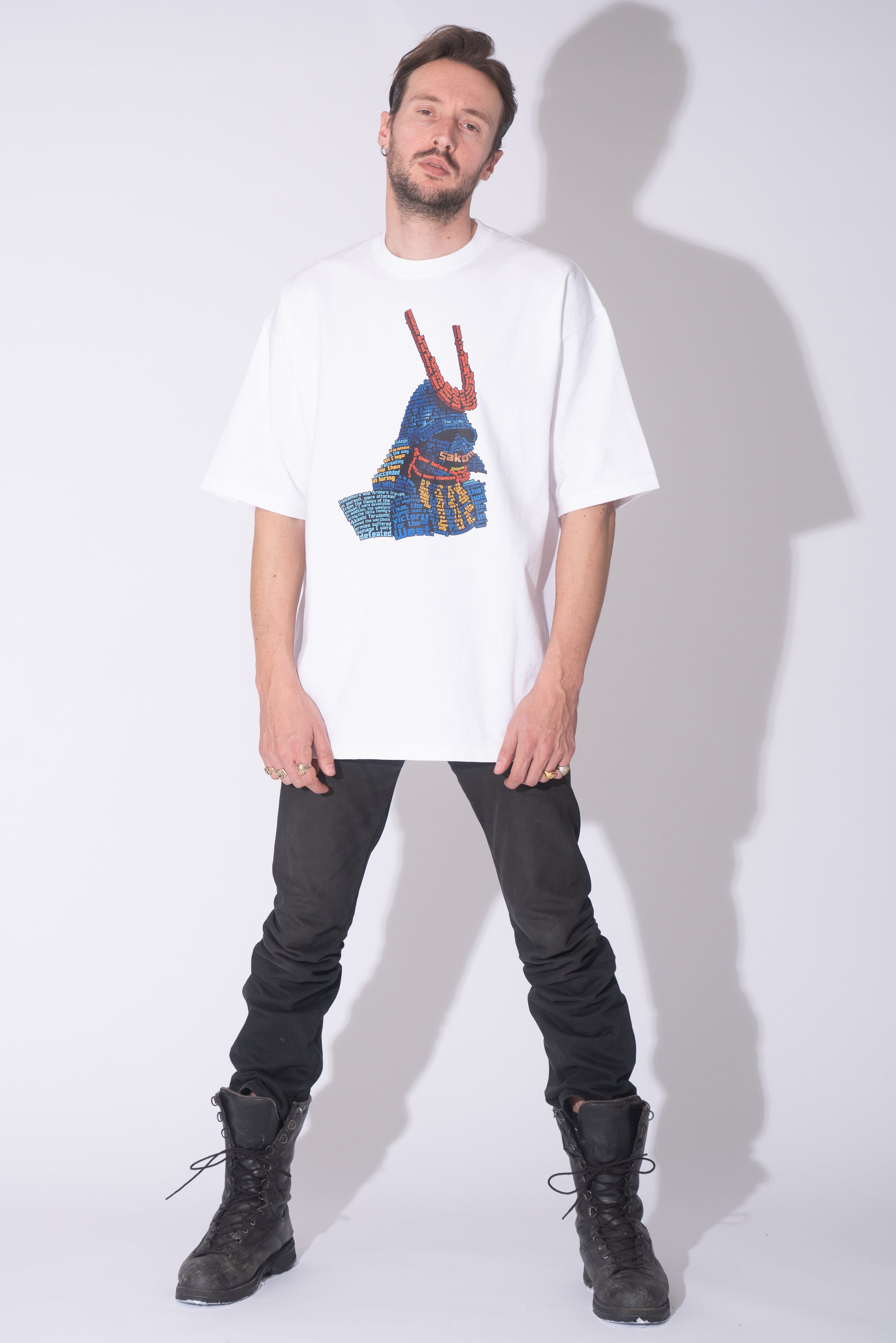 040104 侍 タイポグラフィ Tシャツ（前面） 島 左近 – 侍